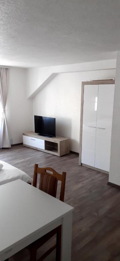 Guest House Erdan Plav Exterior photo